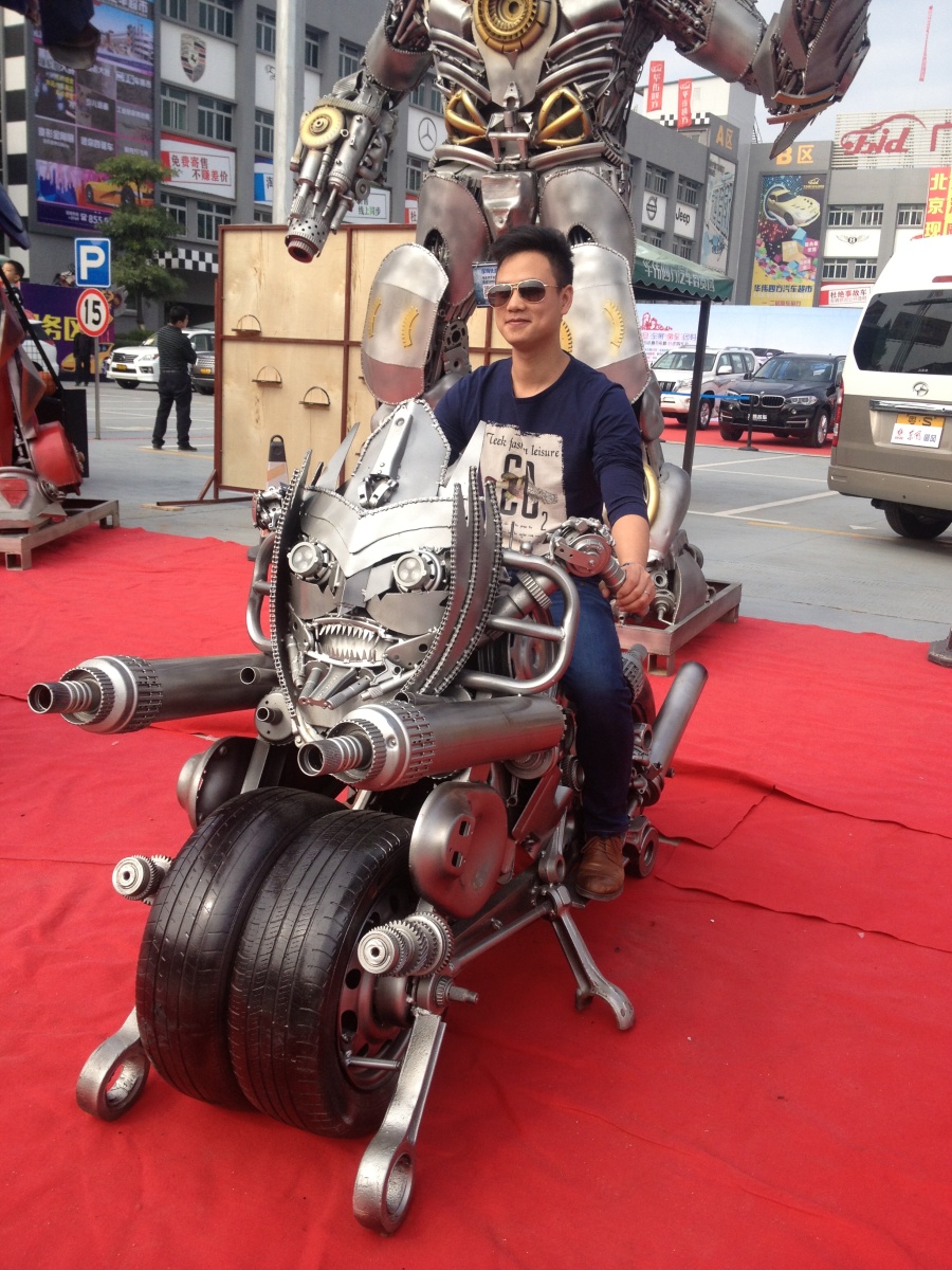 铁艺摩托车--利用汽车零配件焊接制作|雕塑|纯艺