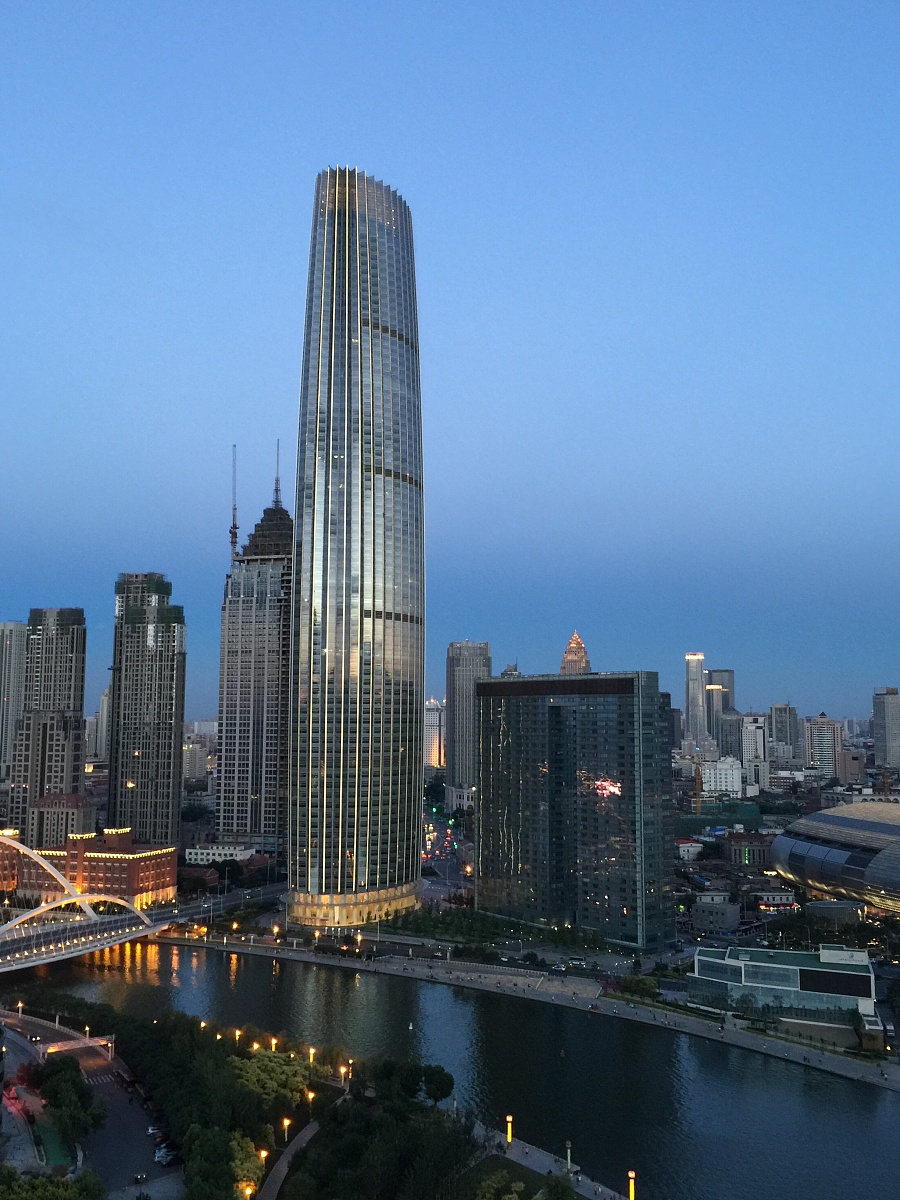 天津环球金融中心和津塔