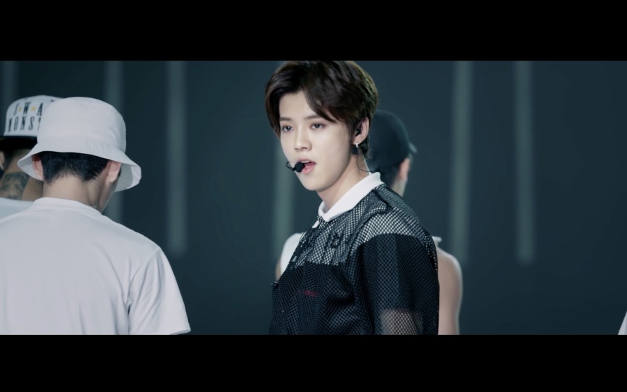 鹿晗【超级冠军Football Gang】- Football Gan