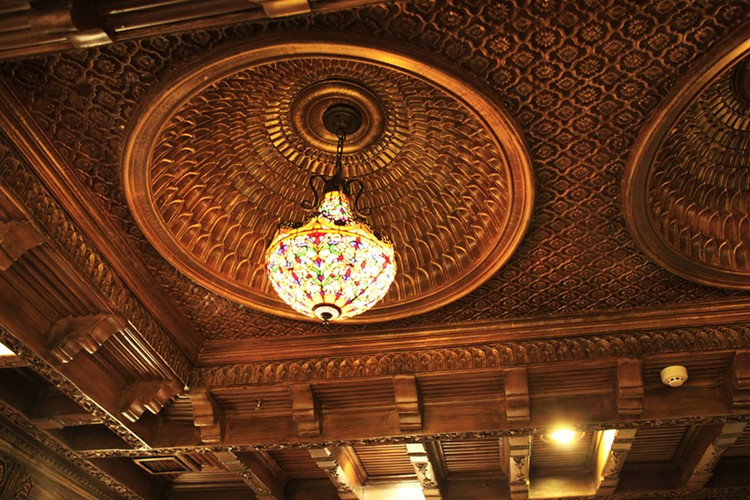 少数民族风格设计之《维吾尔族》-2016年连锁