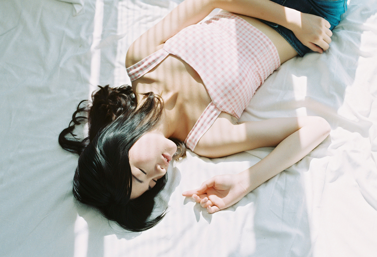 治愈系少女文艺写真电脑高清桌面壁纸