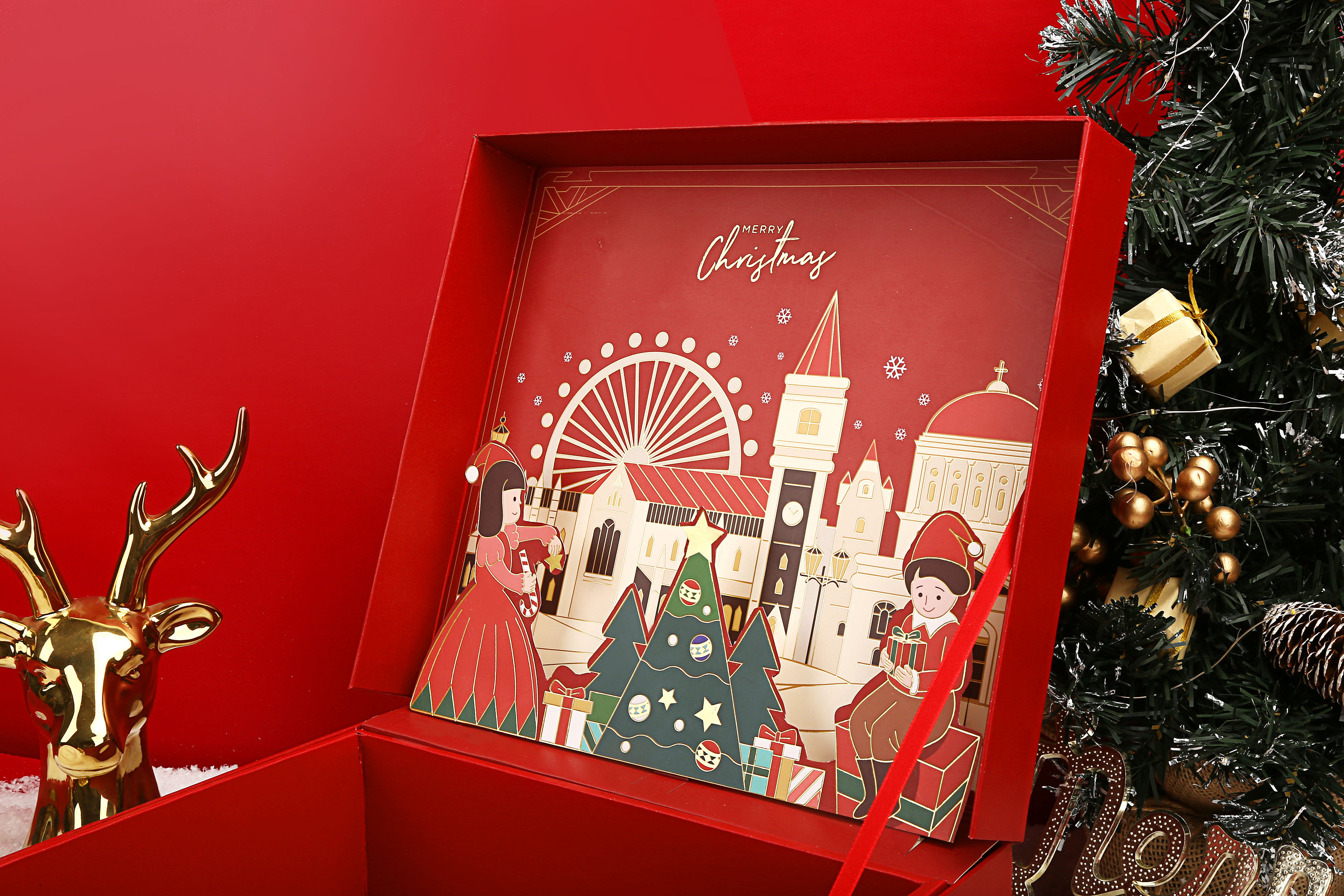 圣诞礼盒包装设计一:城堡与圣诞树