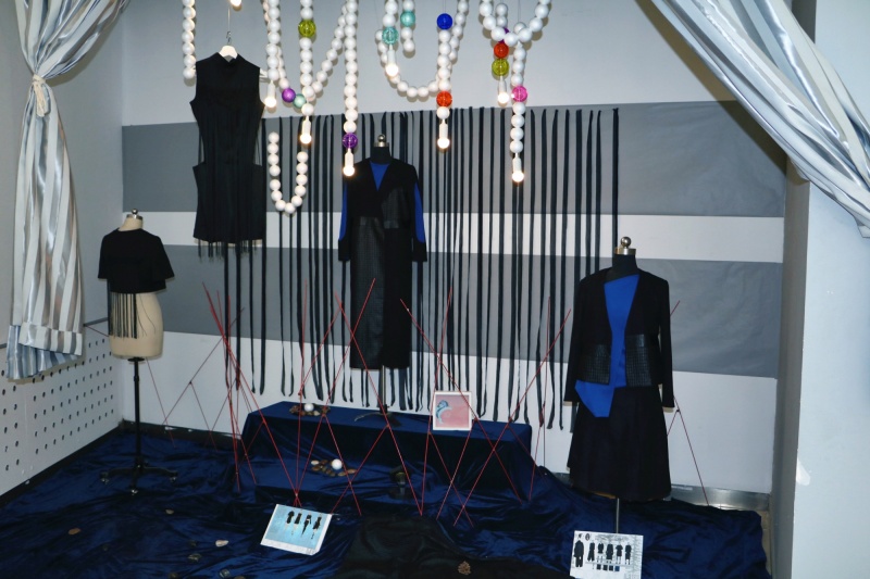 《LOOK AT ME》--天津科技大学艺术设计学院