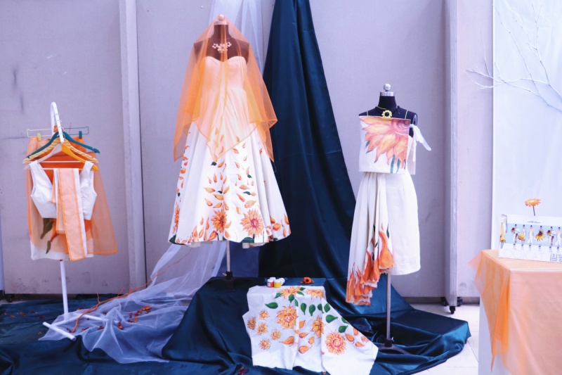 《LOOK AT ME》--天津科技大学艺术设计学院