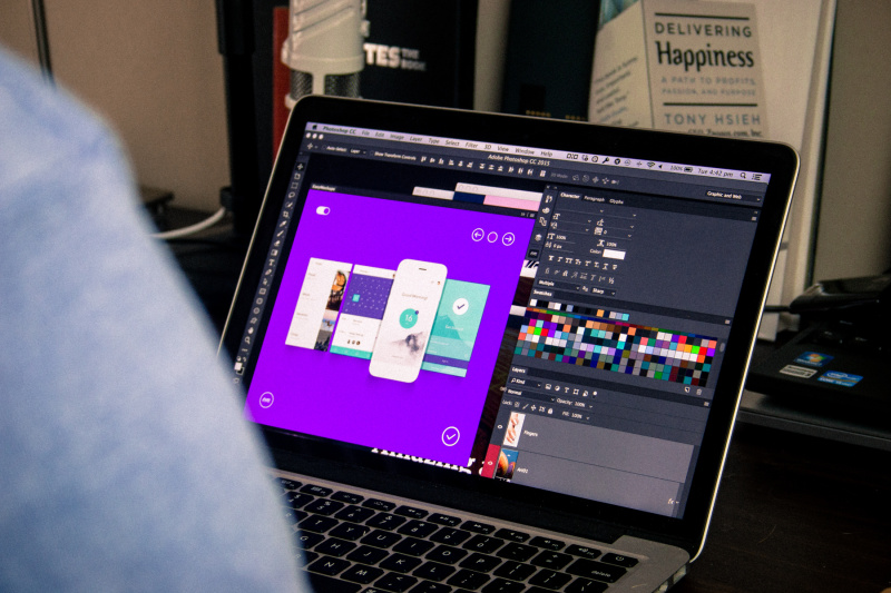 一键生成手机样机模板psd--EasyMockups|GUI