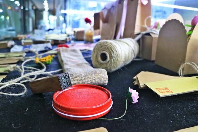 最强毕业季10期 |《木头马尾》形象设计|平面设