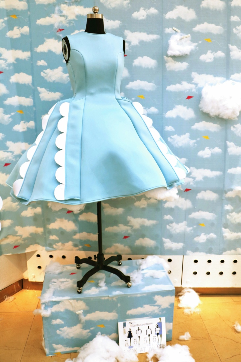 《LOOK AT ME》--天津科技大学艺术设计学院