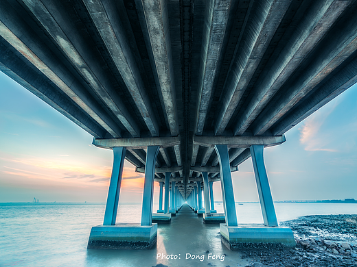 日落時(shí)分的西灣大橋（個(gè)人主頁(yè)-ZMjIxMjA2MzI=） - 風(fēng)光攝影 - 站酷設(shè)計(jì)師攝影師冬風(fēng)原創(chuàng)素材 - 站酷ZCOOL