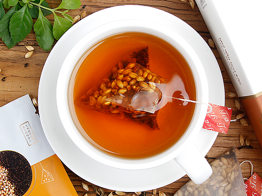 麦香红茶拍摄（三角袋泡五谷茶系列）