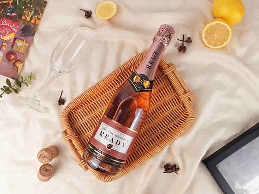 Ready（個(gè)人主頁(yè)-ZMjMwMzc1MjQ=） - 產(chǎn)品攝影 - 站酷設(shè)計(jì)師豆花草粿原創(chuàng)素材 - 站酷ZCOOL