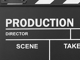 四月，夢(mèng)一場(chǎng)青色的煙雨