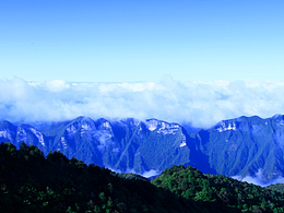 云锁山头山锁雾