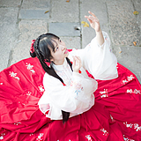 看飞天小女警的头像