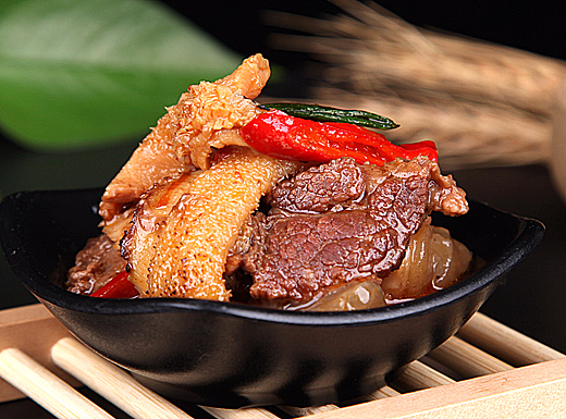 武汉特色牛肉牛杂牛三鲜特色小食产品拍摄