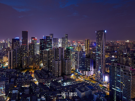 一张建筑空间摄影 #5 一路向南,成都的南门变化。