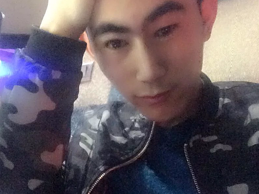 佳佩先森 个人照片