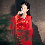 佘梓涵i的头像
