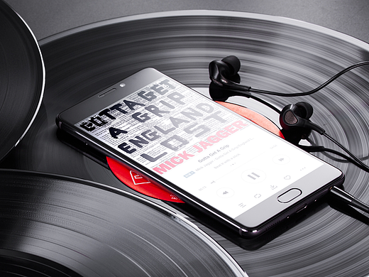 魅族PRO7 智窗 &小米MI6 亮银版