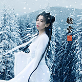 肖小月和雪女的头像