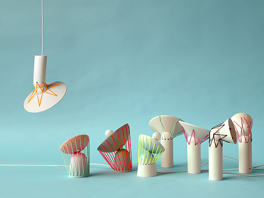 彩色陶瓷弹性灯