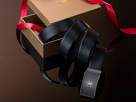 分享一张皮具拍摄布光流程