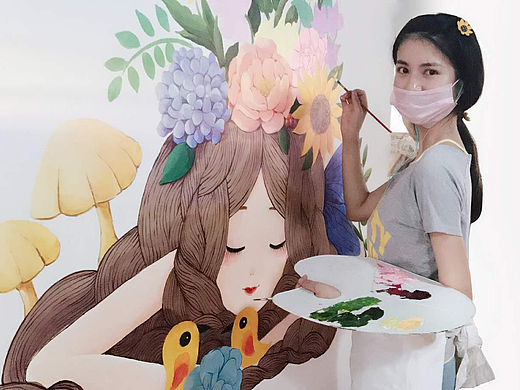 长蘑菇的女孩