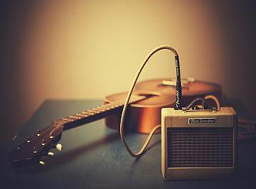 枫声app（个人主页-ZMjIxNjAyNDg=） - APP界面 - 站酷设计师请安静点原创素材 - 站酷ZCOOL