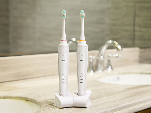 会修图的啊刘-电动牙刷后期