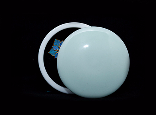 花丝镶嵌点翠耳饰