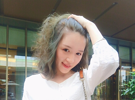 个人简历及生活照