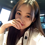 设计小花Nancy的头像