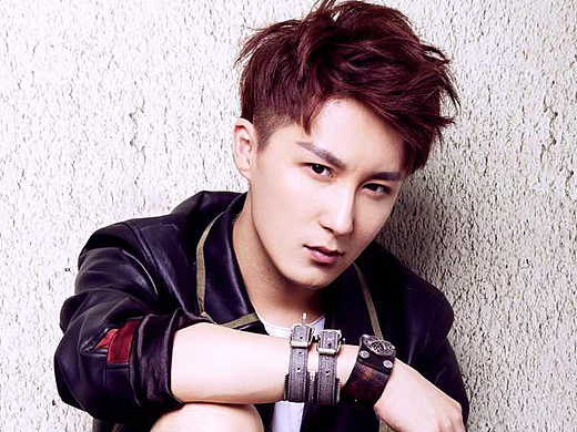 章磊《一起足球吧》一样的足球不一样的乐趣