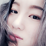 柒彩云儿的头像