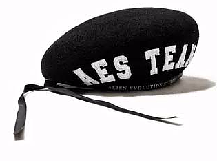 AES berets-服饰（个人主页-ZMjM3MzM4NjA=） - 品牌 - 站酷设计师吃货yi原创素材 - 站酷ZCOOL