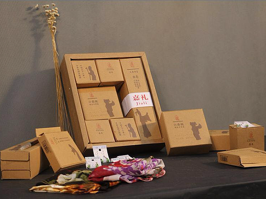 零散VI 作業(yè)（個人主頁-ZMjMxODAzNjQ=） - 品牌 - 站酷設(shè)計師YzbyyYzB原創(chuàng)素材 - 站酷ZCOOL