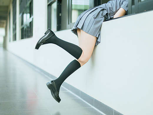 六月