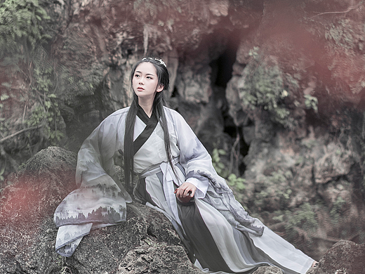 【郁美人】辞曲