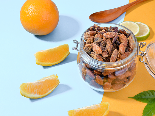 夏天里的坚果-第一次尝试（个人主页-ZMjMwOTEwNTY=） - 产品摄影 - 站酷设计师暮秋雨原创素材 - 站酷ZCOOL