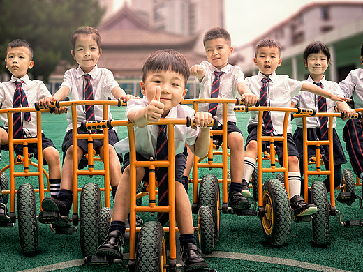 幼儿园毕业了 不一样的毕业照