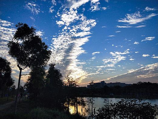 夕阳西下摄影集,记录夕阳下落那一段时间的美