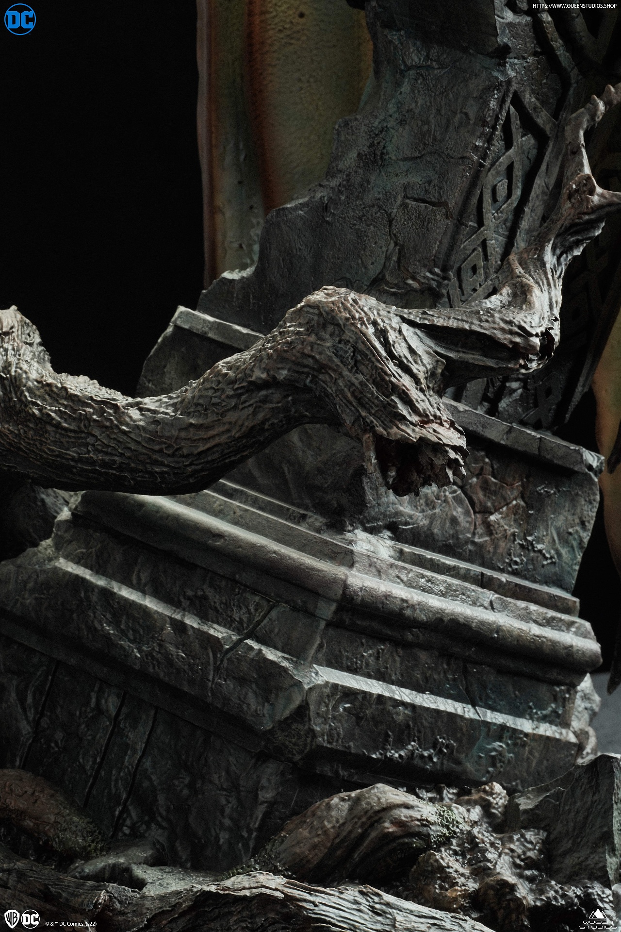 Queen Studios 恶魔蝙蝠侠 1/4全身像