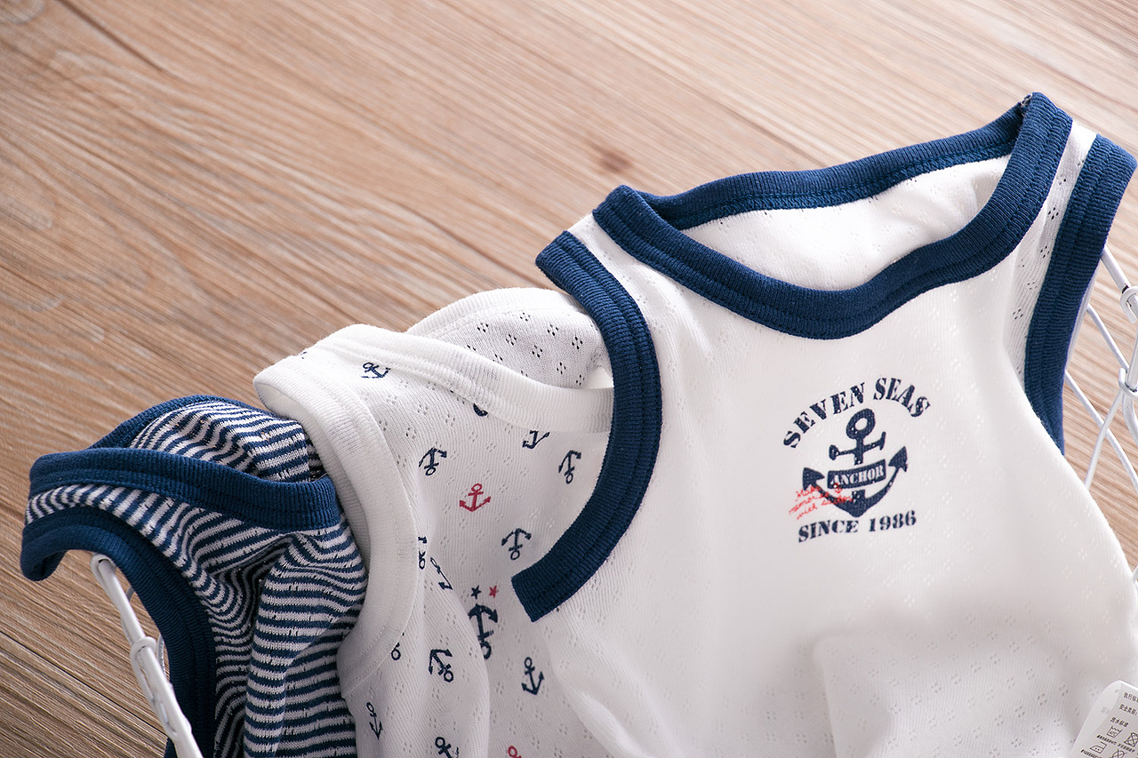 几件童装（图ZMTE1NTg3ODQ4） - 产品摄影 - 站酷设计师茉莉and香片原创素材 - 站酷ZCOOL