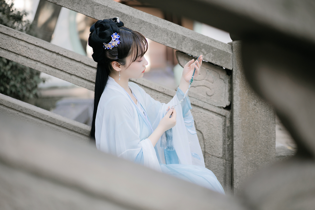 赋得自君之出矣