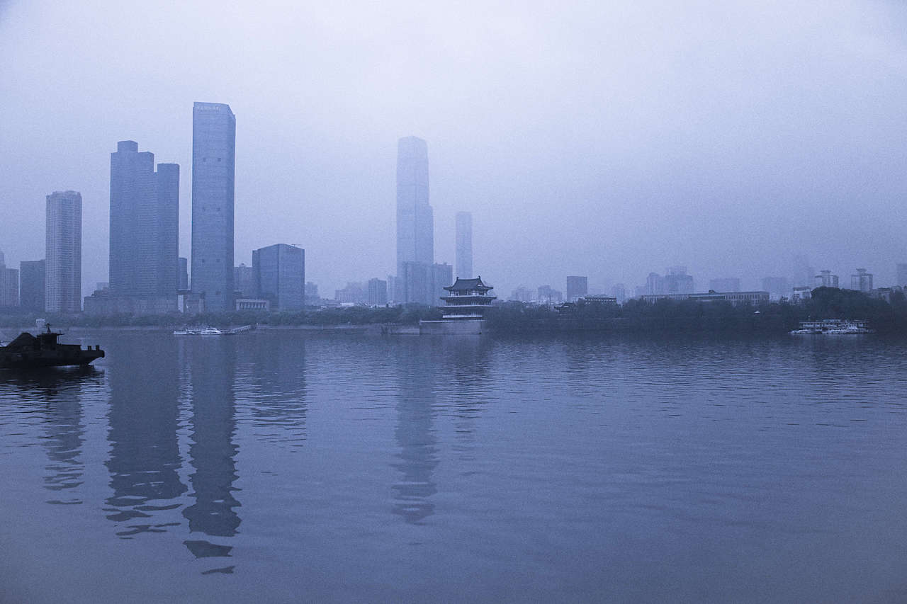 橘子洲下雨了