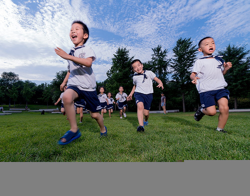 奥森南园幼儿园毕业照（图ZMTY0NzYwNTI0） - 人像摄影 - 站酷设计师寂寞梧桐1980原创素材 - 站酷ZCOOL