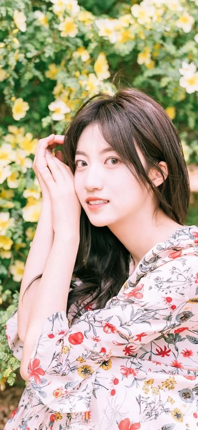 花,美女,甜甜的笑,花裙子