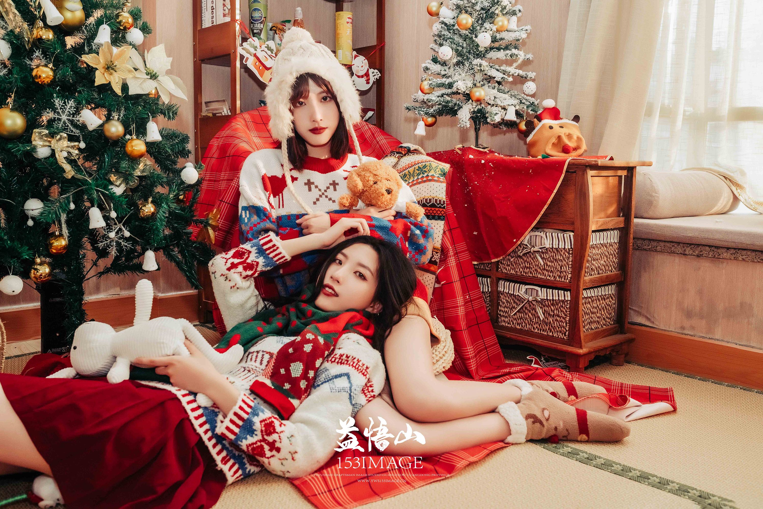 网红圣诞双胞胎姐妹