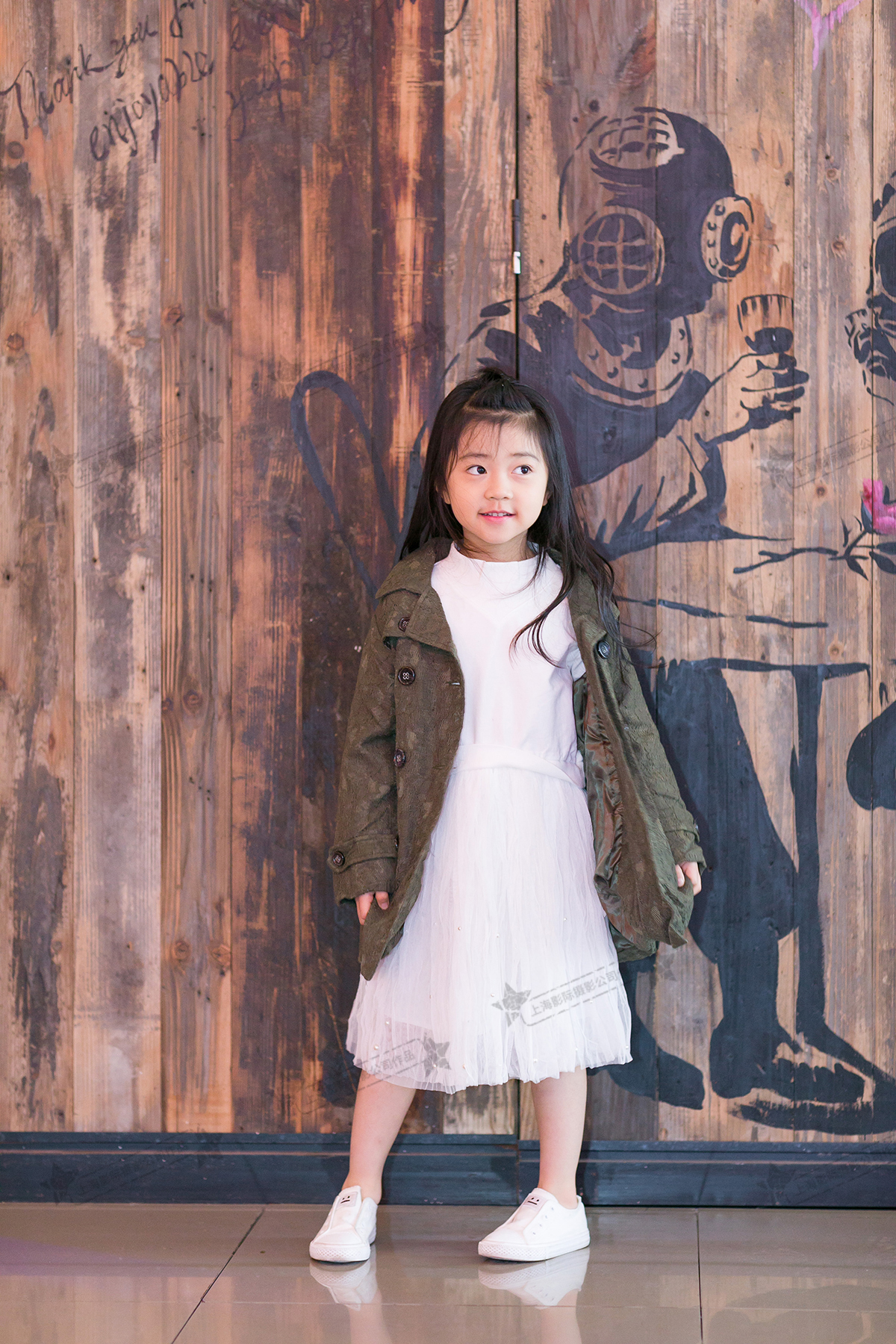 童装模特拍摄 中国女童模服装网店上新图主图详情图