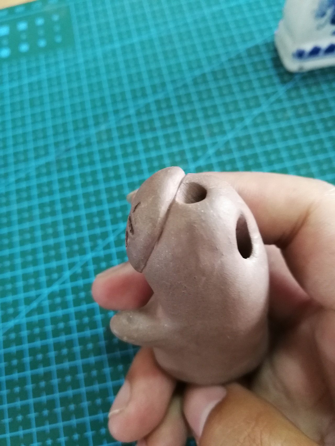 无脸男泥塑的制作与彩塑过程——塑新斋泥塑教程