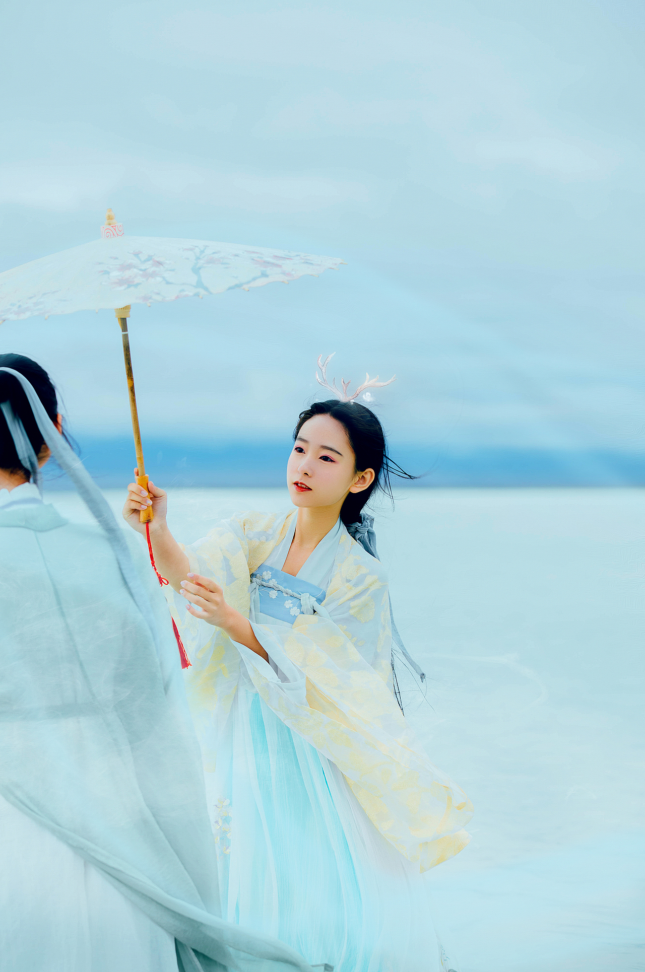 白鹿青崖梦无名（图ZMTA1MTEzNDI4） - 人像摄影 - 站酷设计师摄影素昭原创素材 - 站酷ZCOOL
